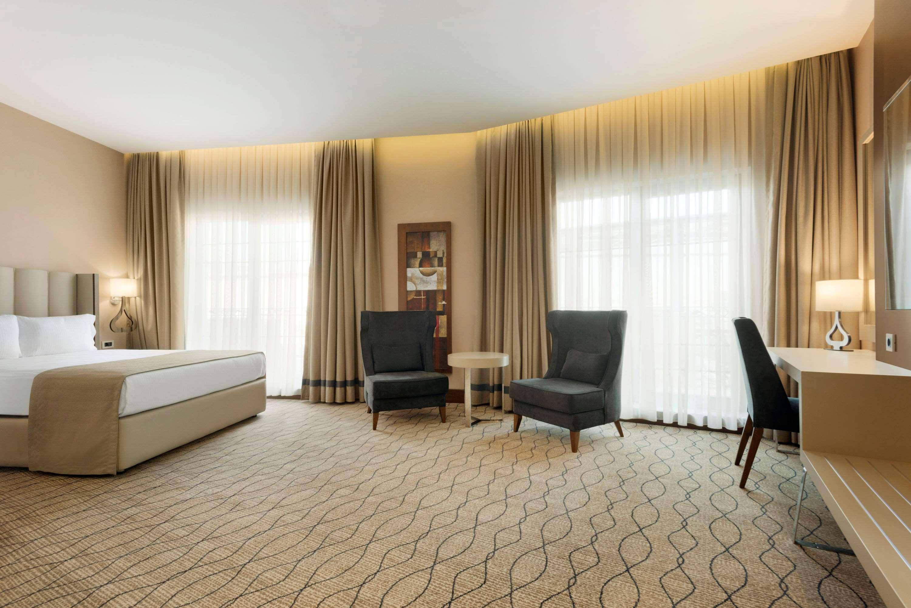 Ramada By Wyndham Sakarya Hotel Exterior photo