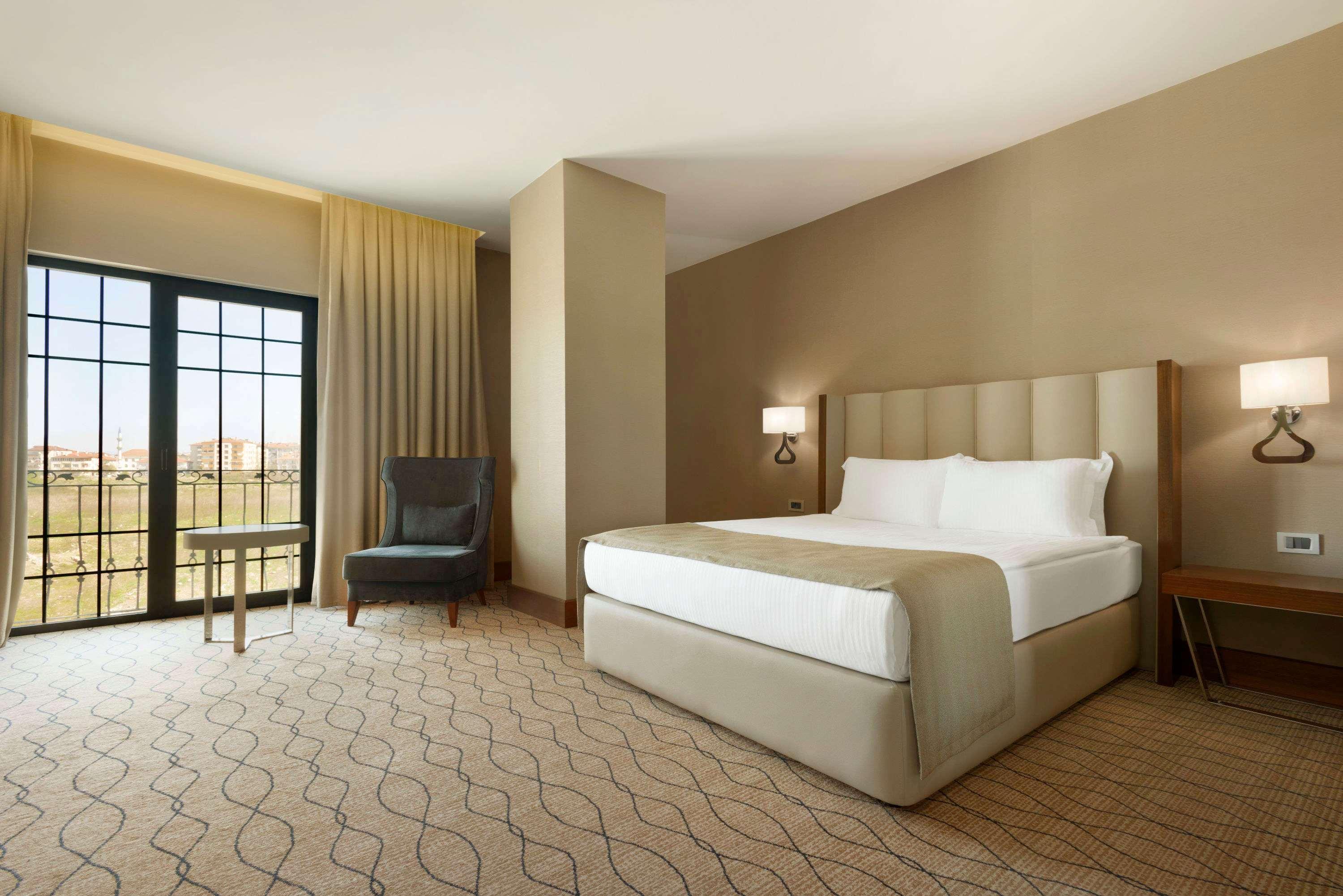 Ramada By Wyndham Sakarya Hotel Exterior photo