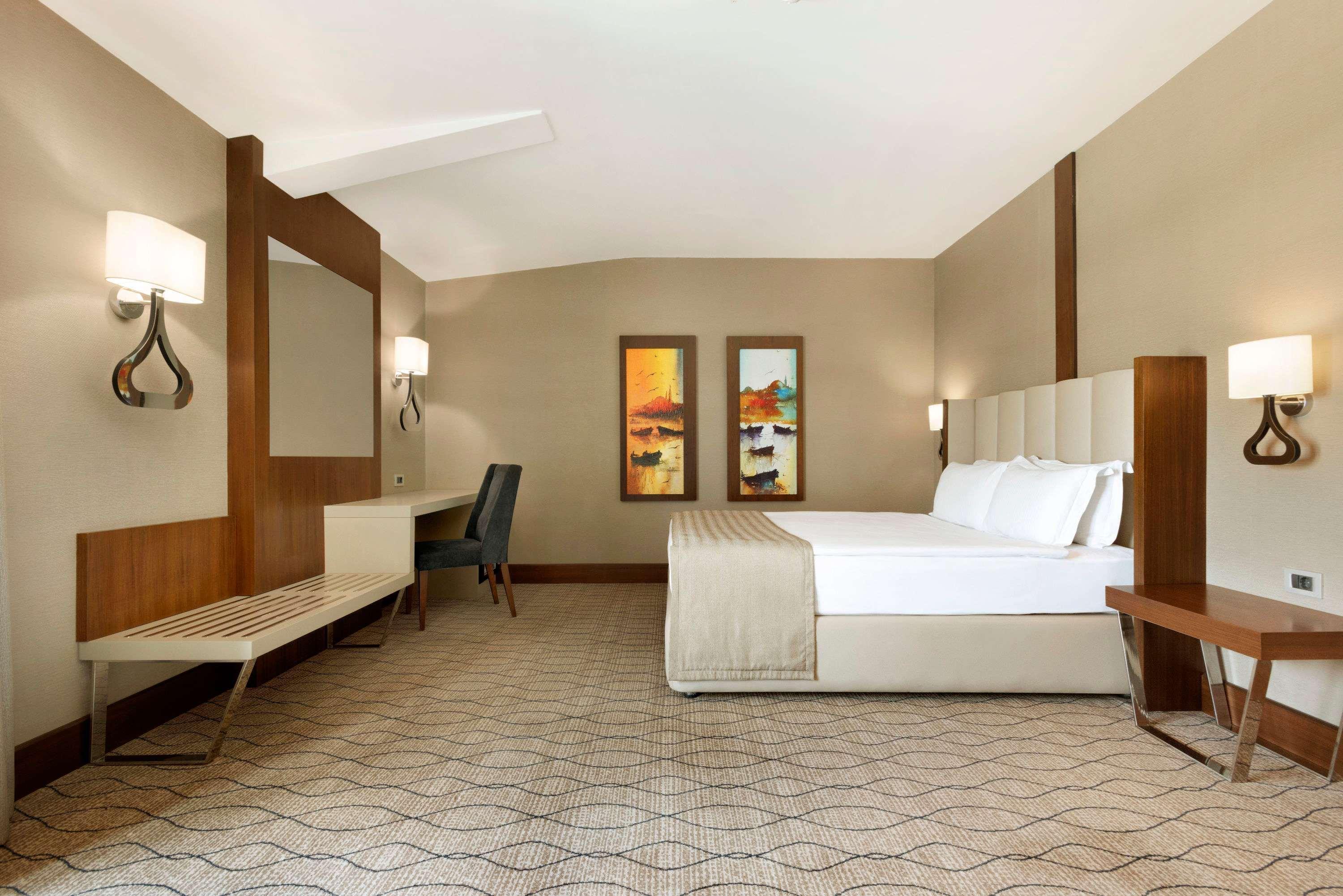 Ramada By Wyndham Sakarya Hotel Exterior photo